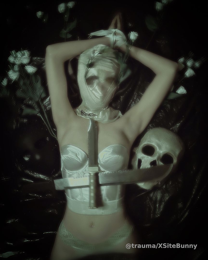 necro files
part of a silly necrophilia / corpse play mini shoot. fuck everything you kill, or kill everything you fuck? my page is for you. i play dead.