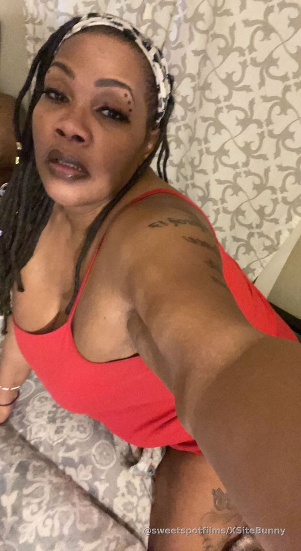 @deeheartxxx Snapchat seen it first 