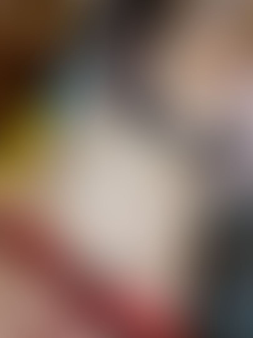 Bet you wanna spread my legs...