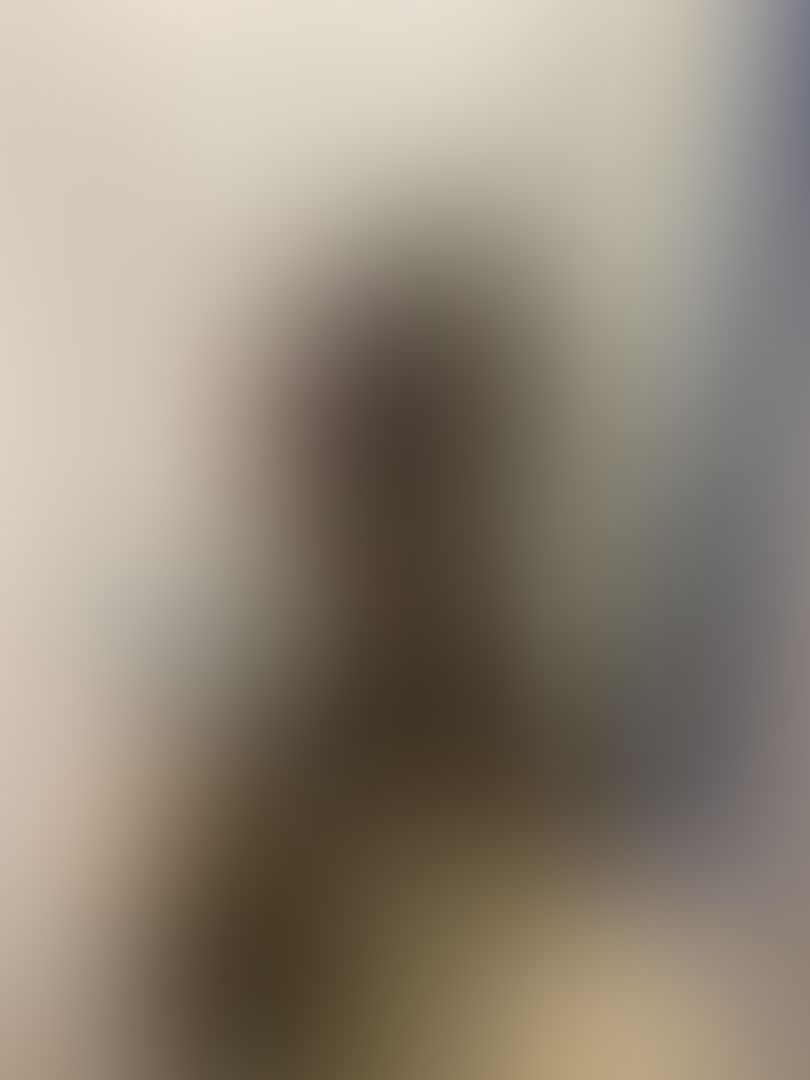 Naked in the fitting room 