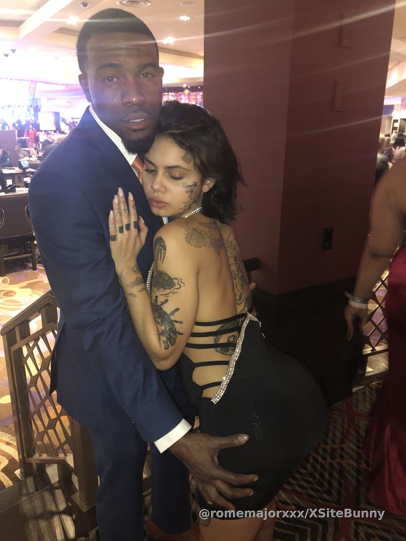 DEAD GIRL ALIVE NEEDED  SOME LOVE! I GOT YOU BABY  