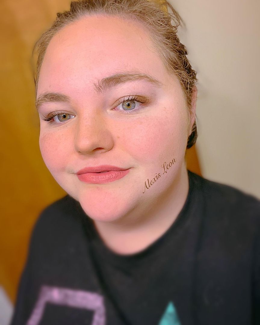 The makeup, the fit, and what’s underneath 😉😏