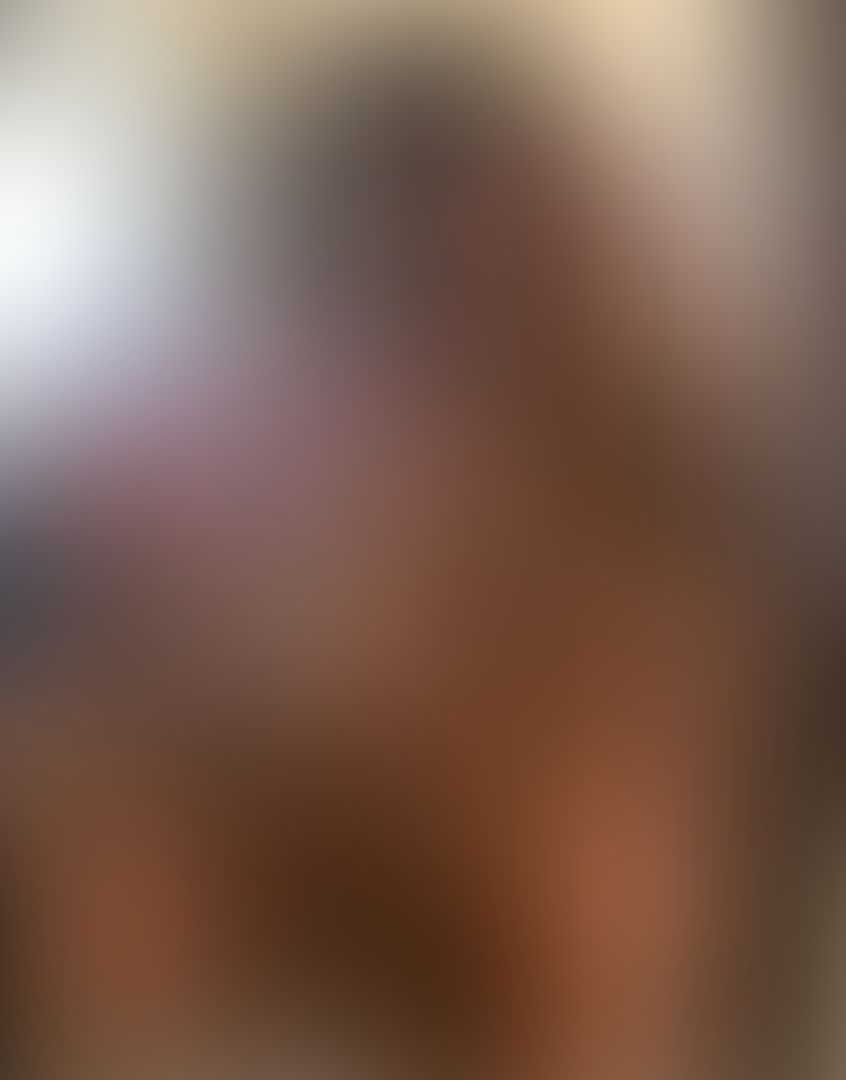 Do you like nude mirror pics?😍