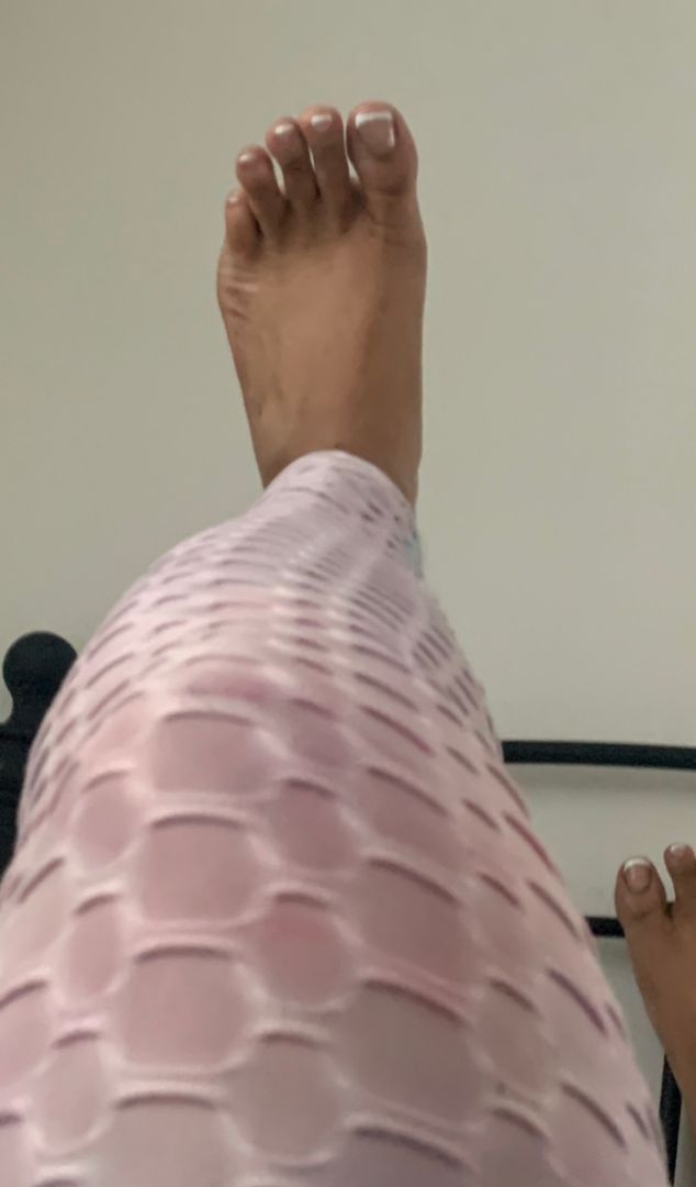 Hey Guys what’s up ? I know I’ve been on a tiny hiatus

That’s Because 

I’ve been rebranding again and as you all know 

That takes time.

I’ll soon be switching my content over to more Fetish

Oriented content. Some things you can expect to see; 

Foot Fetish, body Worshipping, Hot wife and more .

For now just enjoy my pretty toes and imagine what I’ll be stepping into next 💋💋