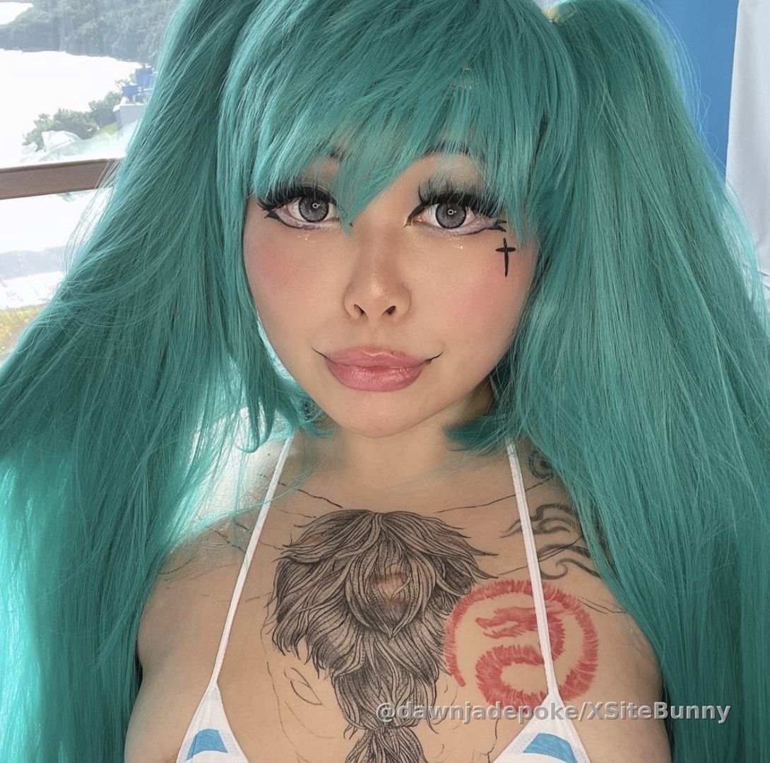 Hiii do you like my Miku cosplay?