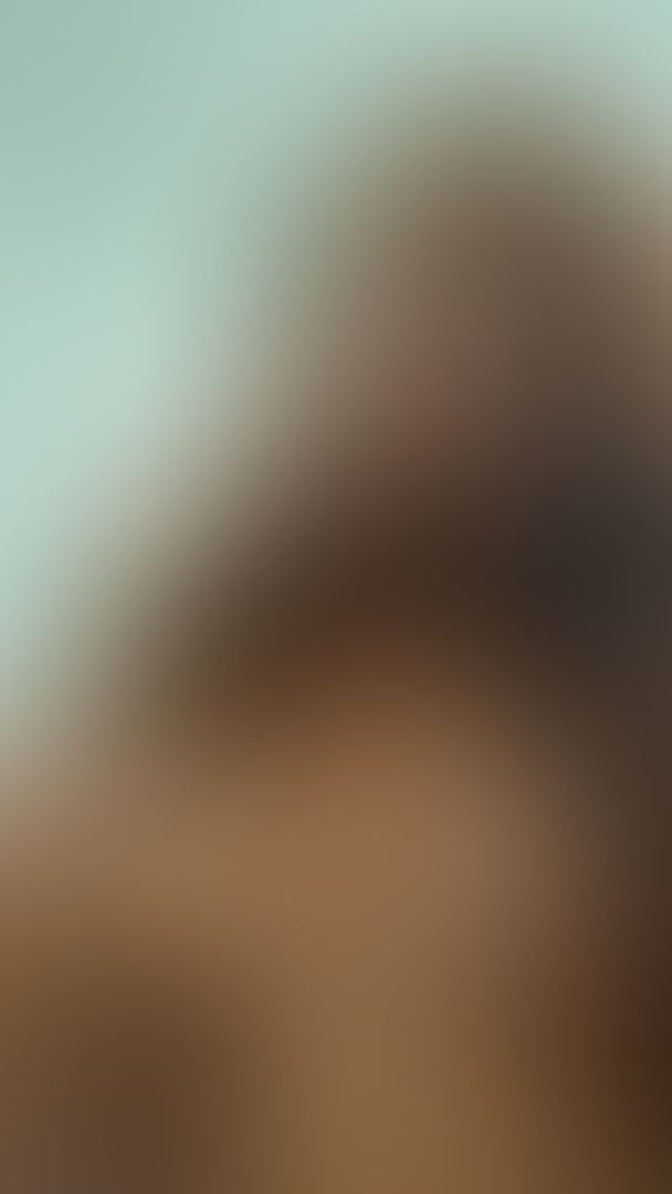 Don’t you wish your girlfriend was hot like me? My tits look so amazing daddy want a lick 👅 