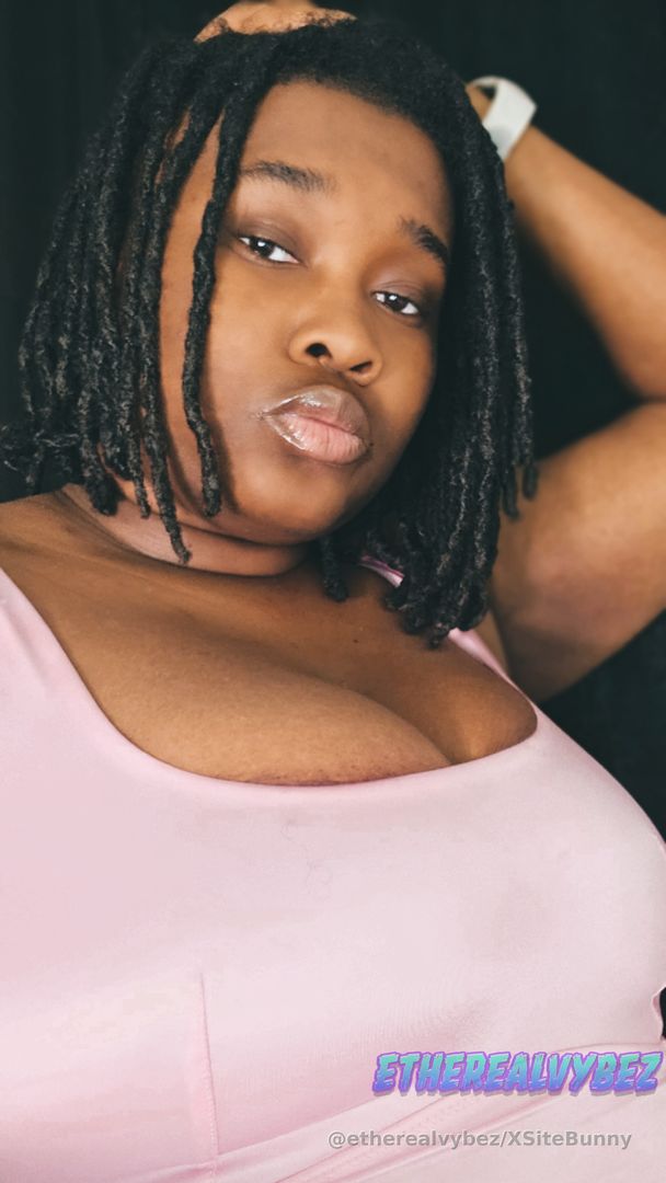 Come drool over me. I want you to. 