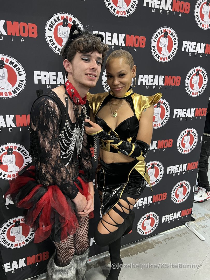Exxxotica Jersey Weekend Recap 🎥

We had a time getting in our element and taking Exxxotica by storm. Enjoy the show and be sure to pop out with us come next year! 🔥