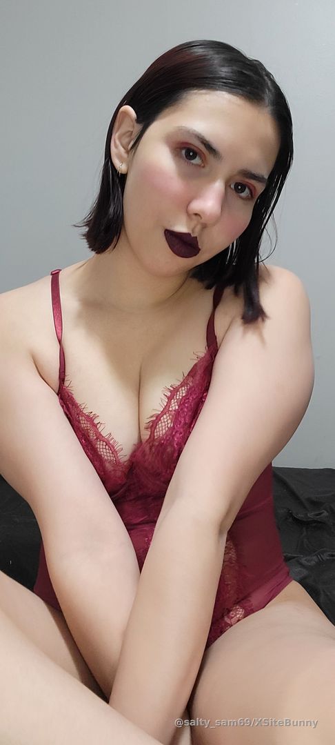 Do I look good in red? 