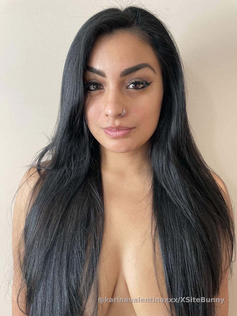 How could you look into these eyes and not tip me!? Load that wallet up with some credits and show me some love Daddy 🥺