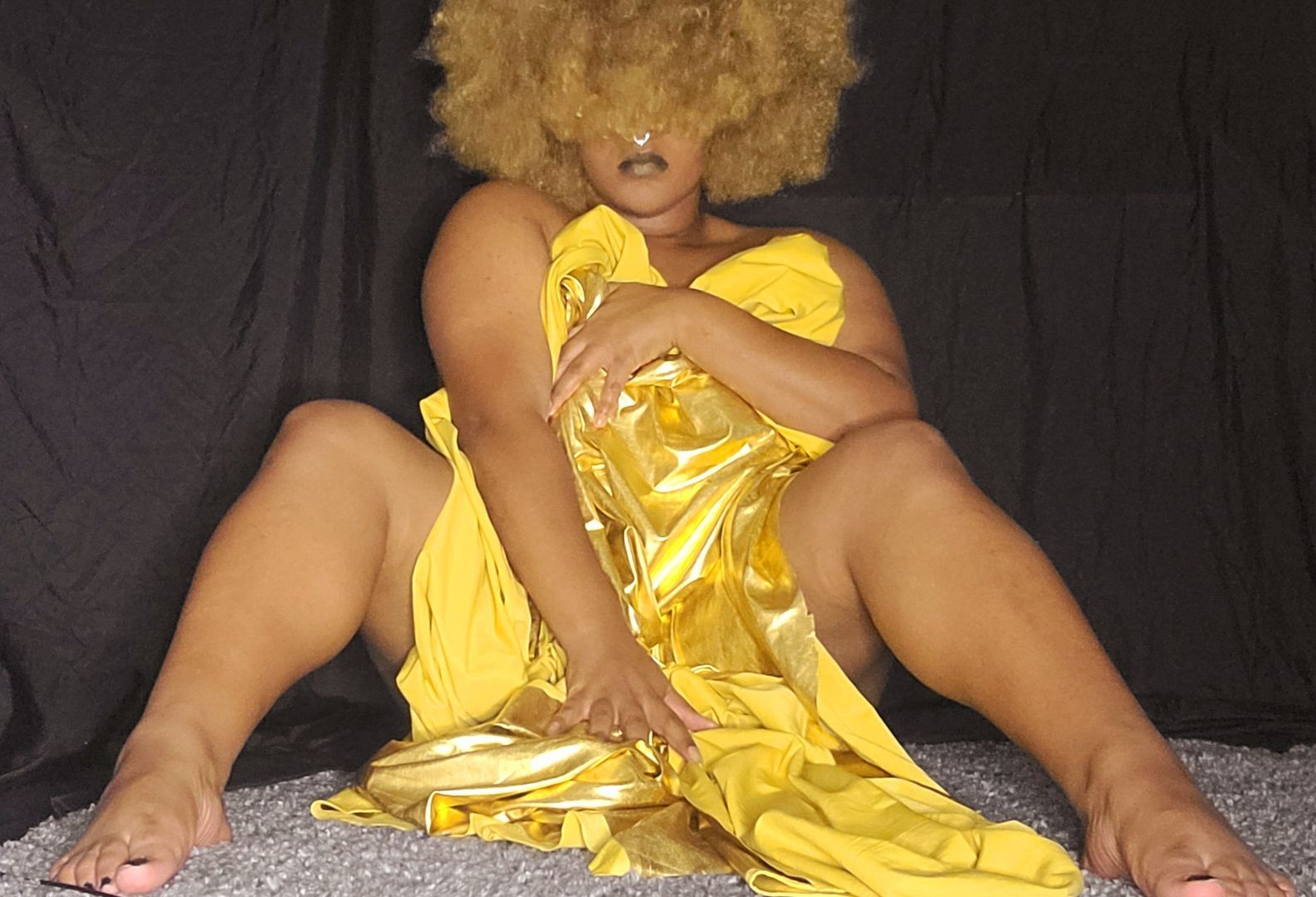 I feel so good when I'm near you
That's why I always want to be close to you
I'm so addicted, I'm so addicted
To makin' love to you, baby
- knockin' da boots