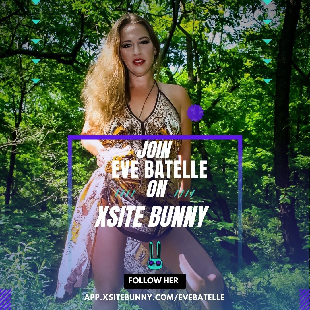 I wanna play… submit yourself 😻😈