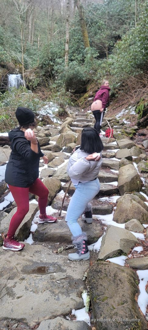 Snowball fight anyone?