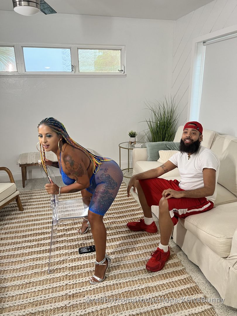 I wonder what happens when they have no clothes on!