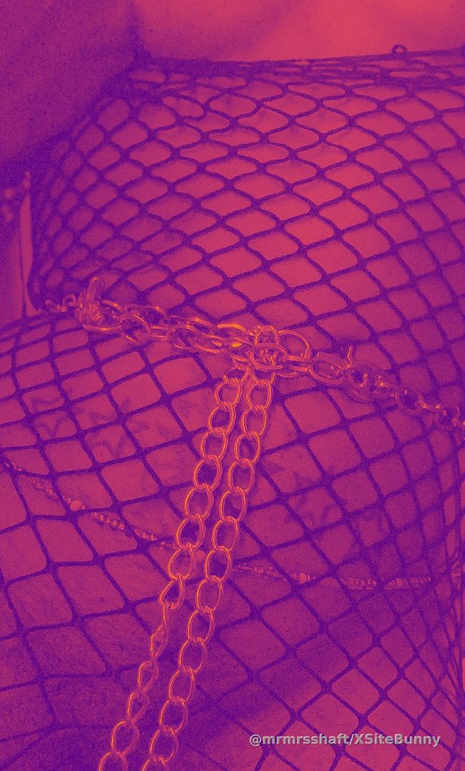 Fishnets & clamps are my besties… forgetting one tho 🥺