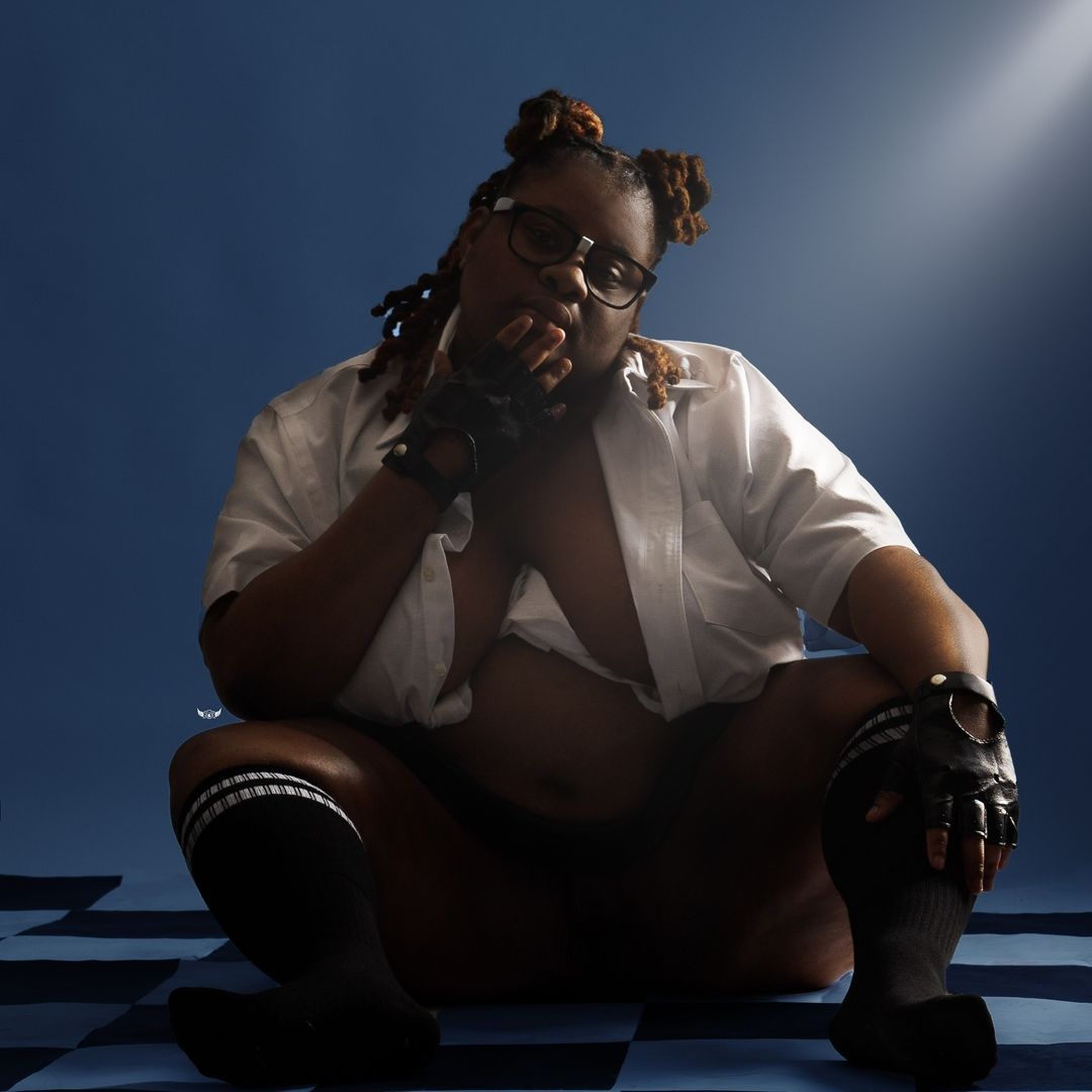 I wanna get slutted out so bad till I cry😩😩😩