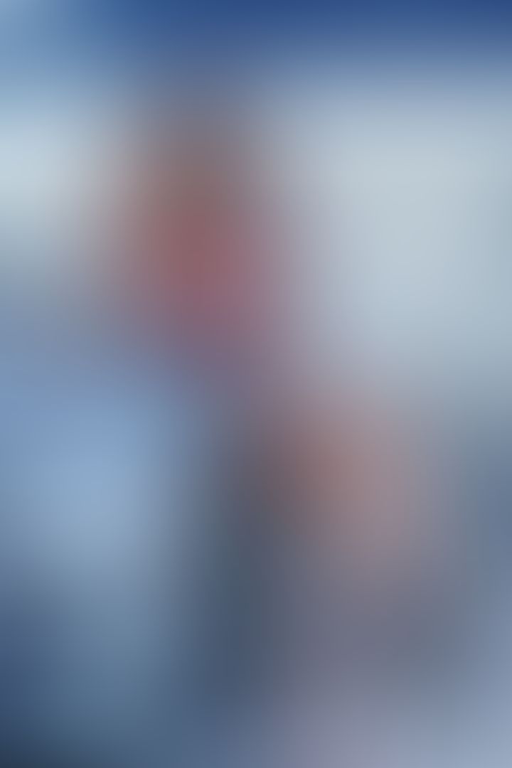 Everyones dream is to have Lyric Sky wash their car. Dreams do come true. Come get wet and naughty with me at the carwash.