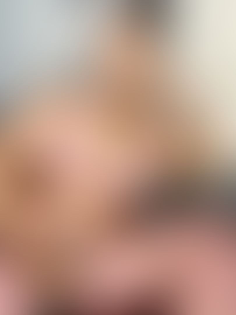 Just Chilling with my 11” Strap!