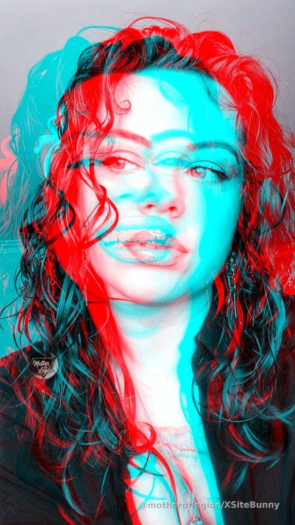 🎶Good mooorniiing🎶 Your healing and evolution impacts future generations and everyone around you. If they aren't ready for the new version of you, detach - these are not your people, these are emotional weights, familiar lows, misery that wants company.☀️🖤