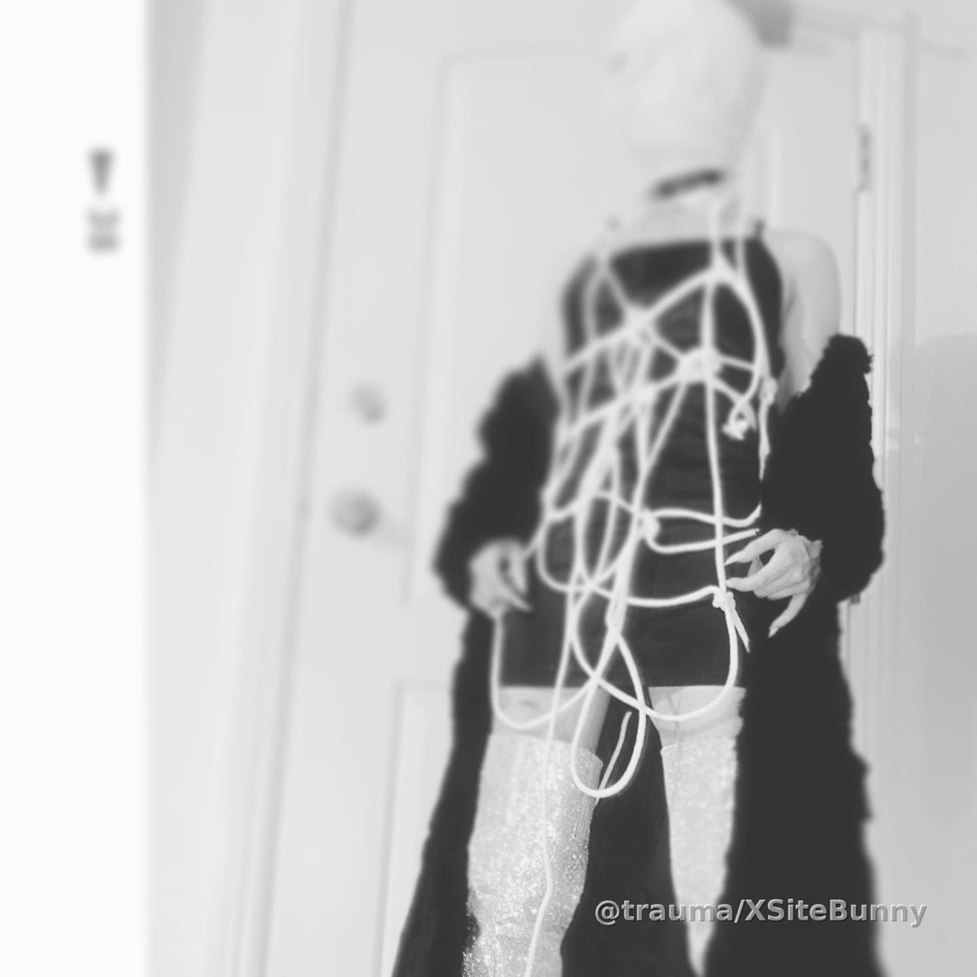 shibari clubwear in bandage head wrap.
fetishwear, collar, medical, thigh high boots
just trying to hit that 60 post minimum
