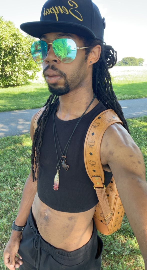 I had the most amazing nature stroll, no matter what kind of witch you are connecting with nature is necessary. 