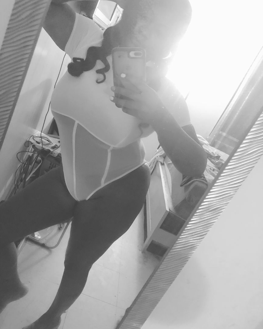 Sexy in black in white 💋