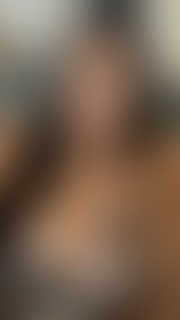 Let’s have a sleepover tonight ☺️😈