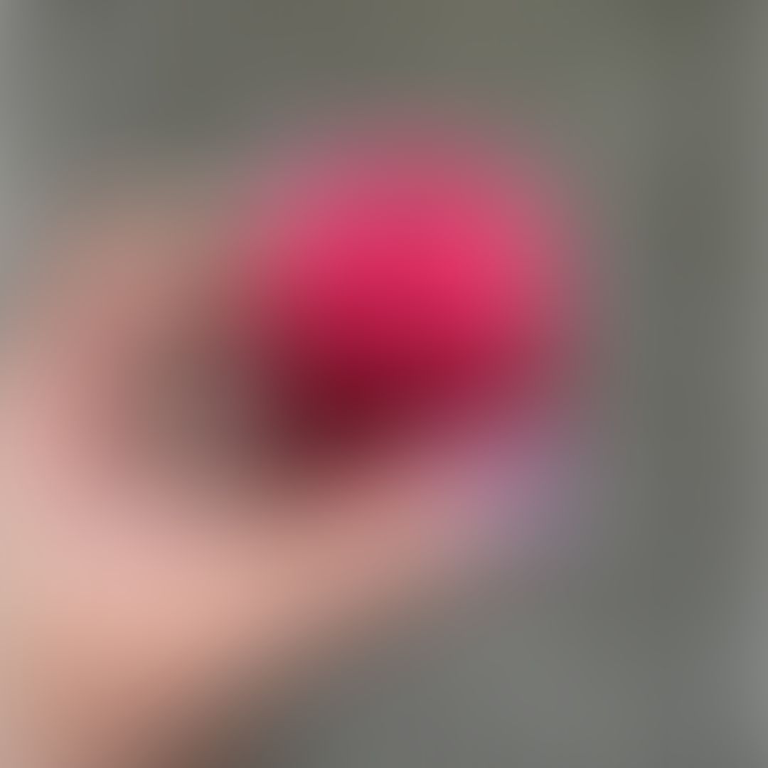 This was my first time ever using my rose and baby, who knew satisfaction was gon be guaranteed. 

I officially became a squirter after this day 🤭😈💦