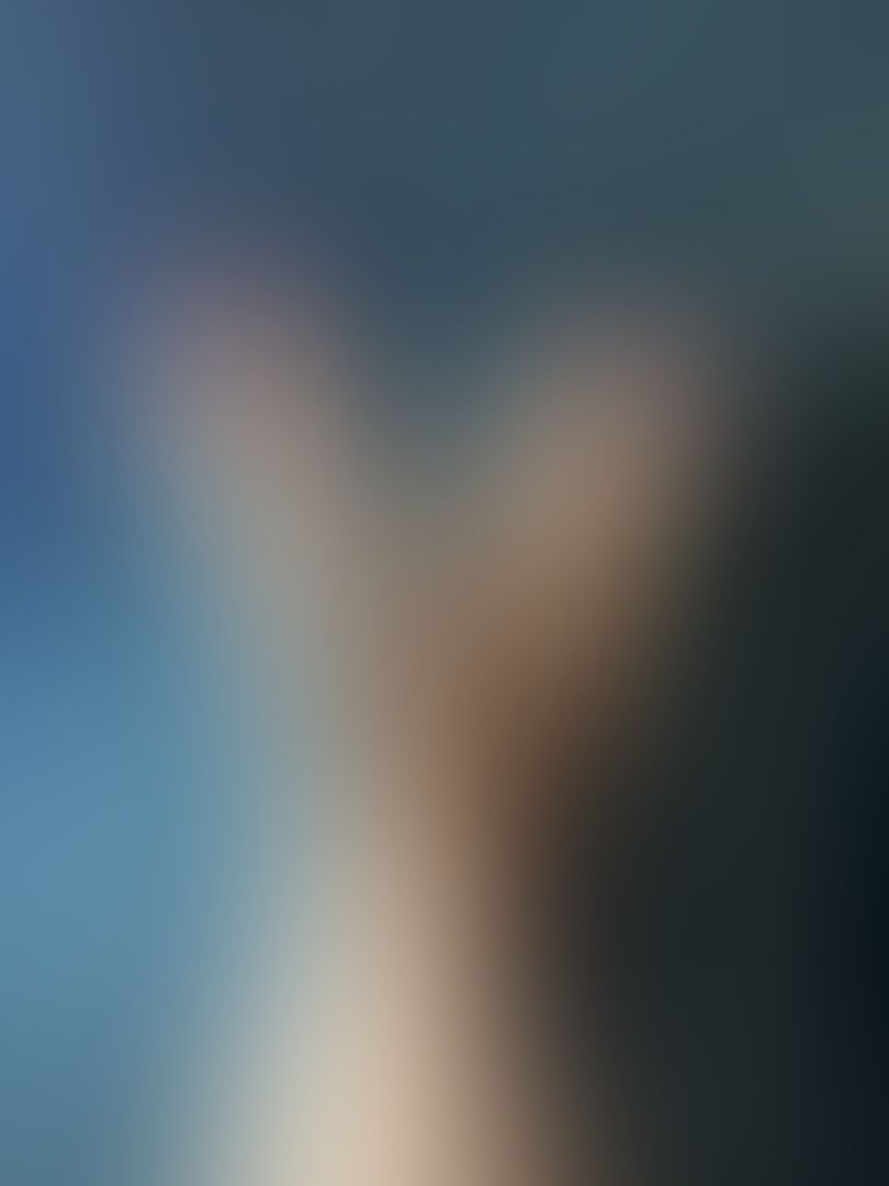 Little strappy sparkly heels & legs for days 