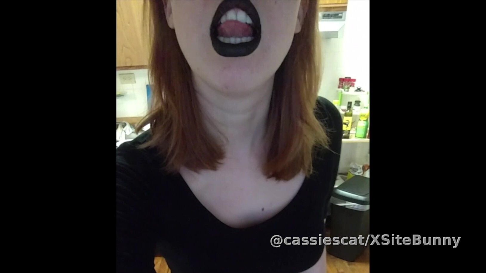 Goth Witch Eats and Shits you Out

An older clip finally reuploaded for download!

Desperate Boys love to come knocking on my door begging for my attention and to experience my legendary body.

I play a goth witch who hates to be interrupted while I meditate and so I punish this insolent little boy by turning him into meat that I swallow and painfully digest while mocking him.

Finally I turn around in my sexy backless panties and shit him out, properly punished <3

Perfect buy to show me you want more sexy domme in black lipstick >;D 