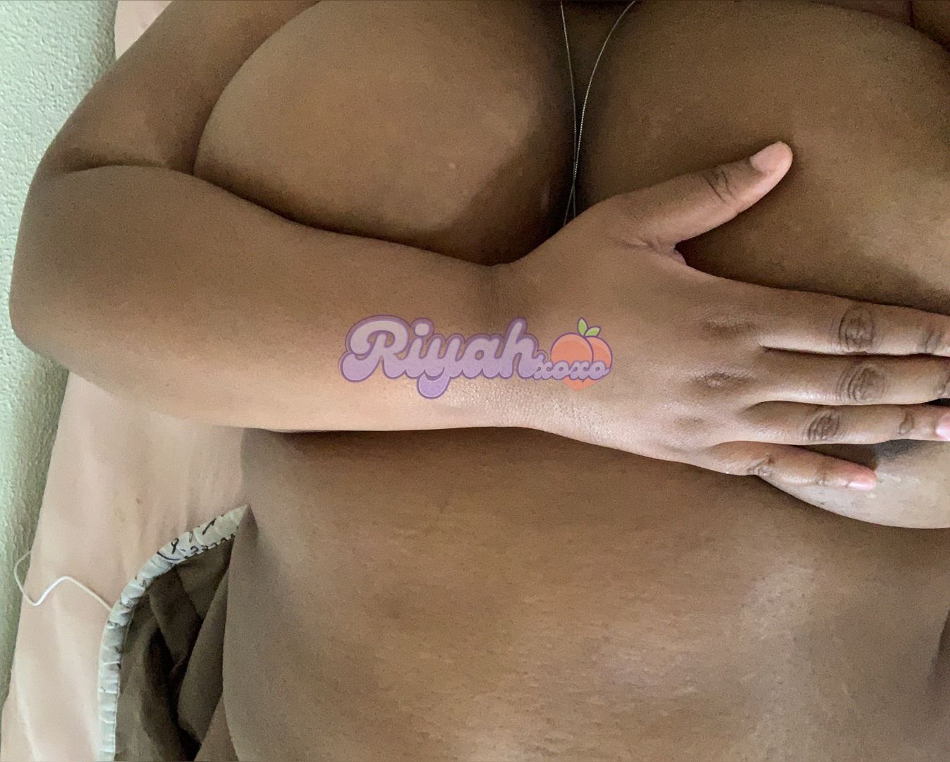 Do you like this pose?🍒