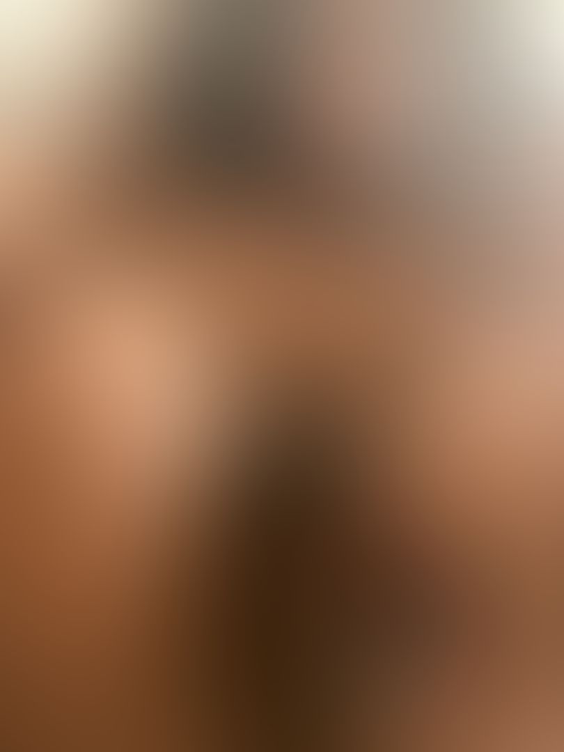 Ever seen a 🥨 with a bush? 