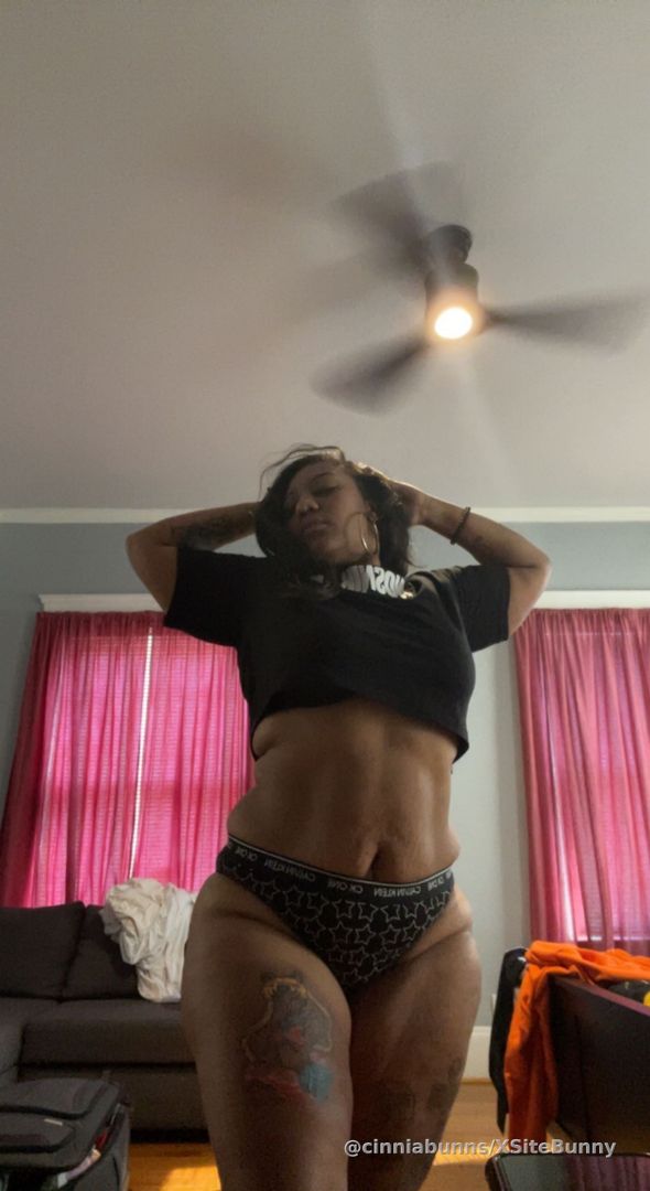 Good Moaning Loves I apologize for my absence but I had an emergency 🆘 but I back and ready to chat 💬 

