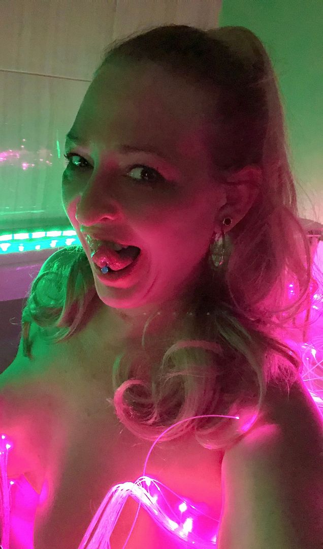 Bathtub playtime tease