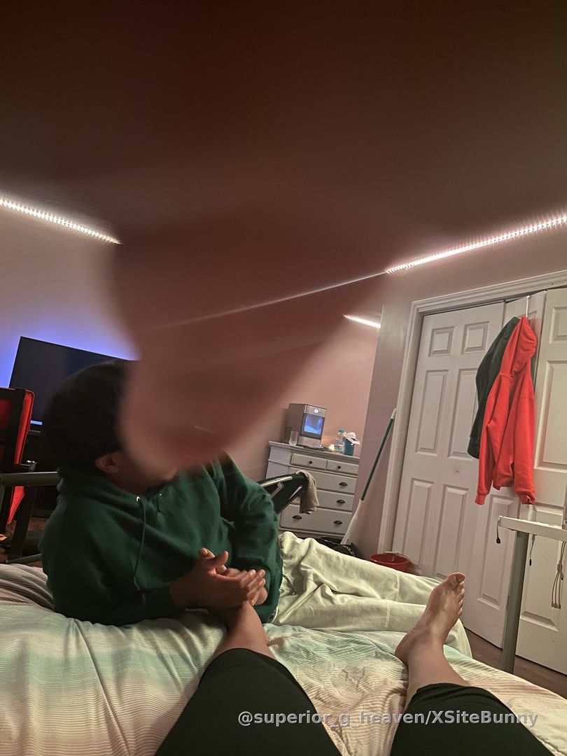 I just popped up on my sub when he was home alone and his girlfriend left . He’s my boytoy so he’s going to do whatever I tell him. 