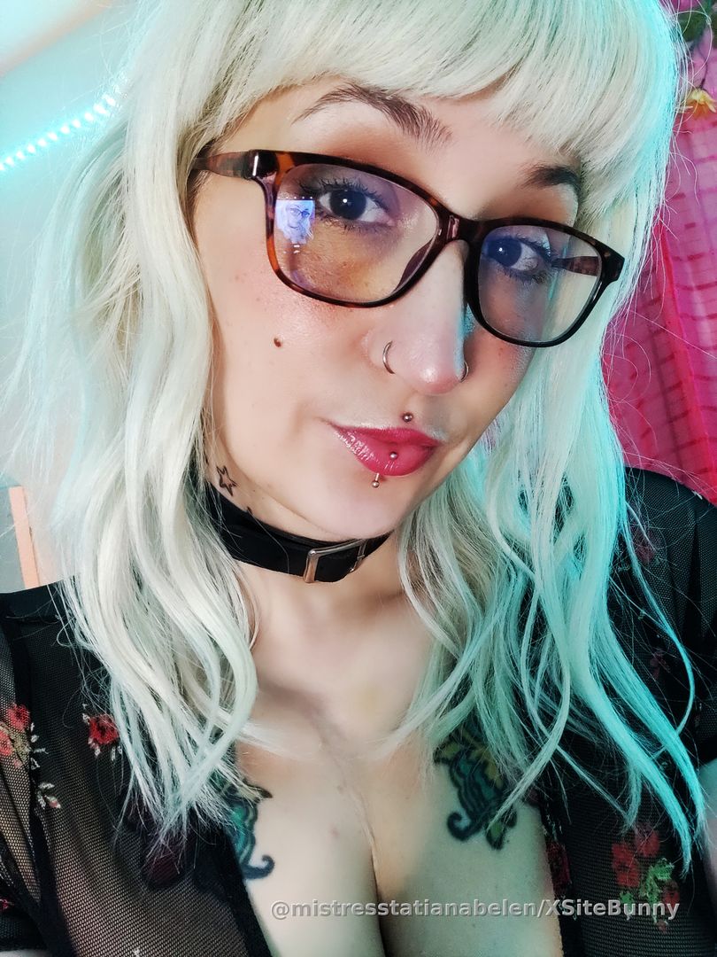 I'm a mischievous girl, I'm sure you can tell 😈