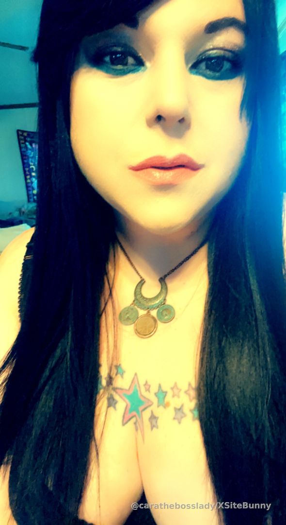 Dark Haired BBW Stoner Goddess Camera Dump 