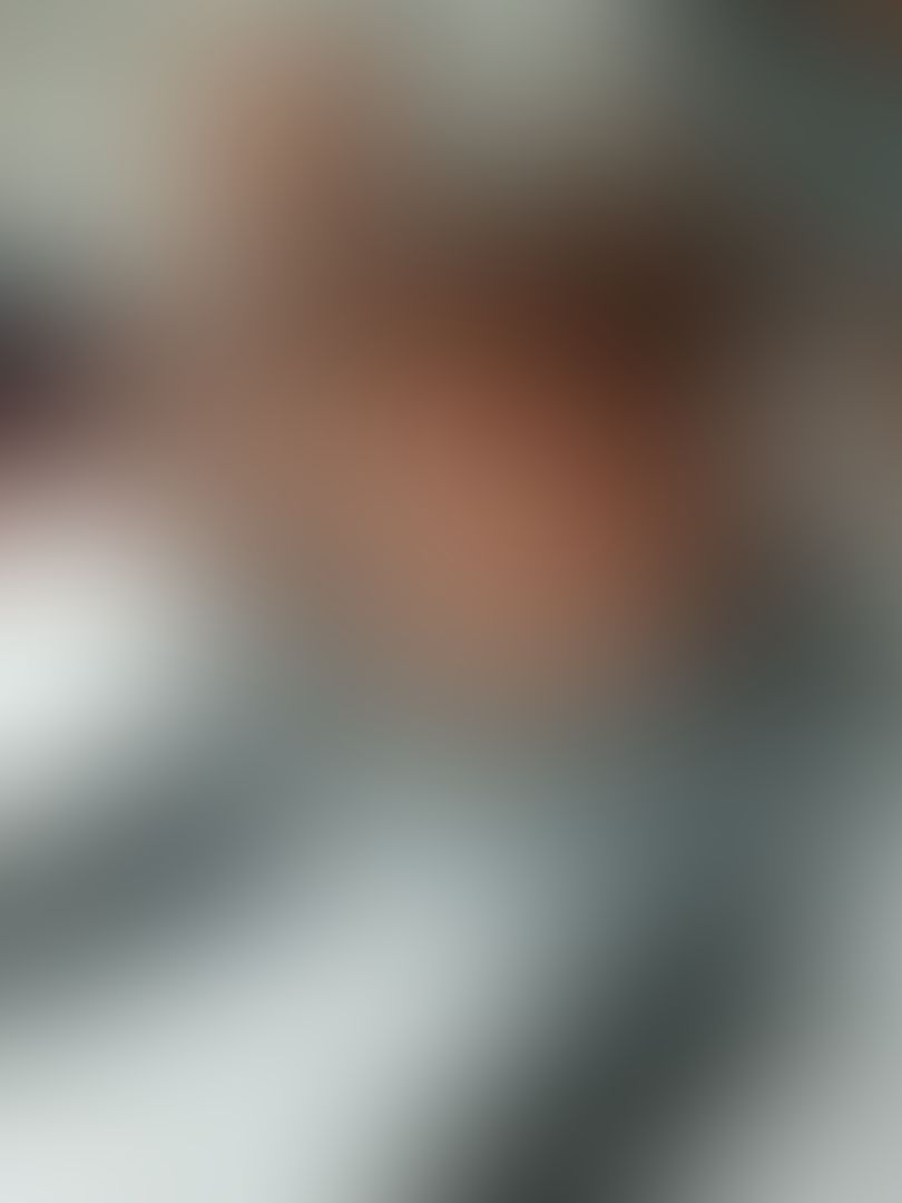 Need a one kiss in middle of that butt so bad😋