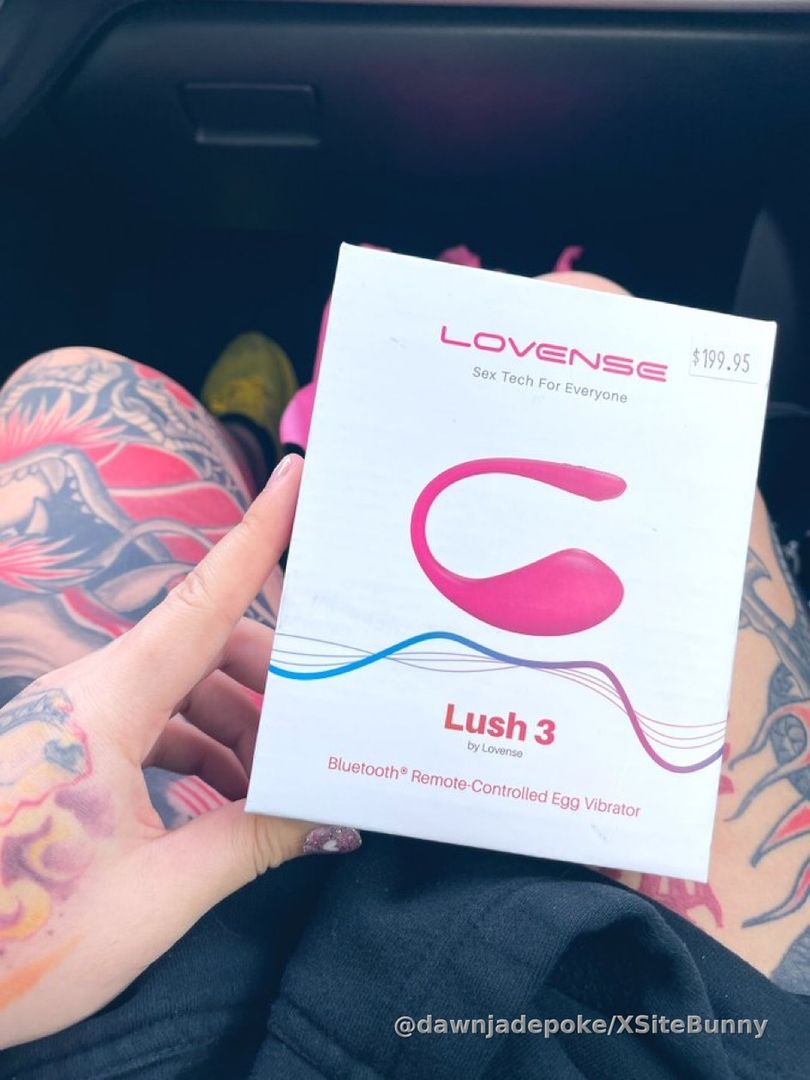 I have one of these… you wanna control my pleasure Daddy🥹