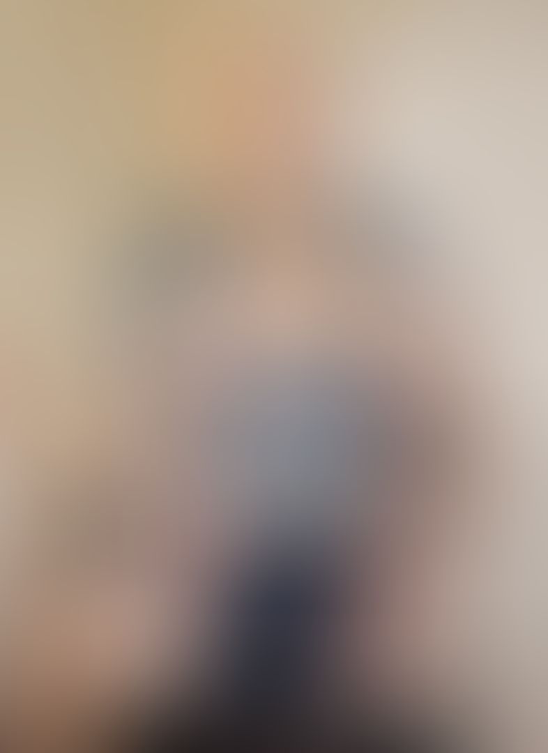 Bringing back the '80s? Or the '90s? Maybe a little bit of both. But my fat tits are the star here. 💕