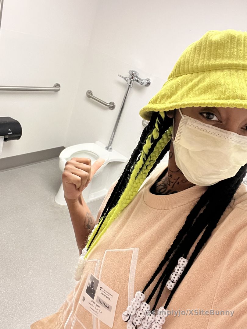 It’s scat time raw unedited vid💩