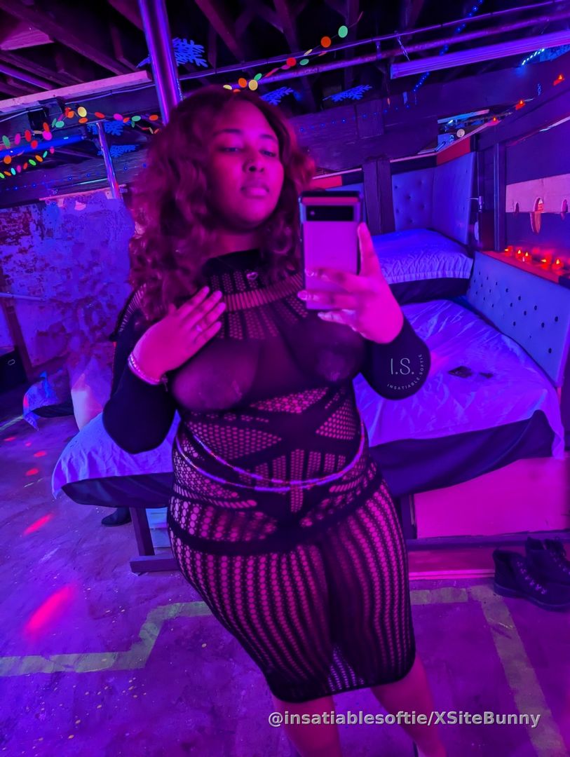 Went to a BDSM Party and showed tf out