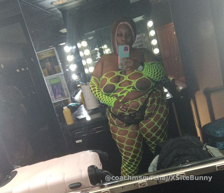 Let me be your private dancer 