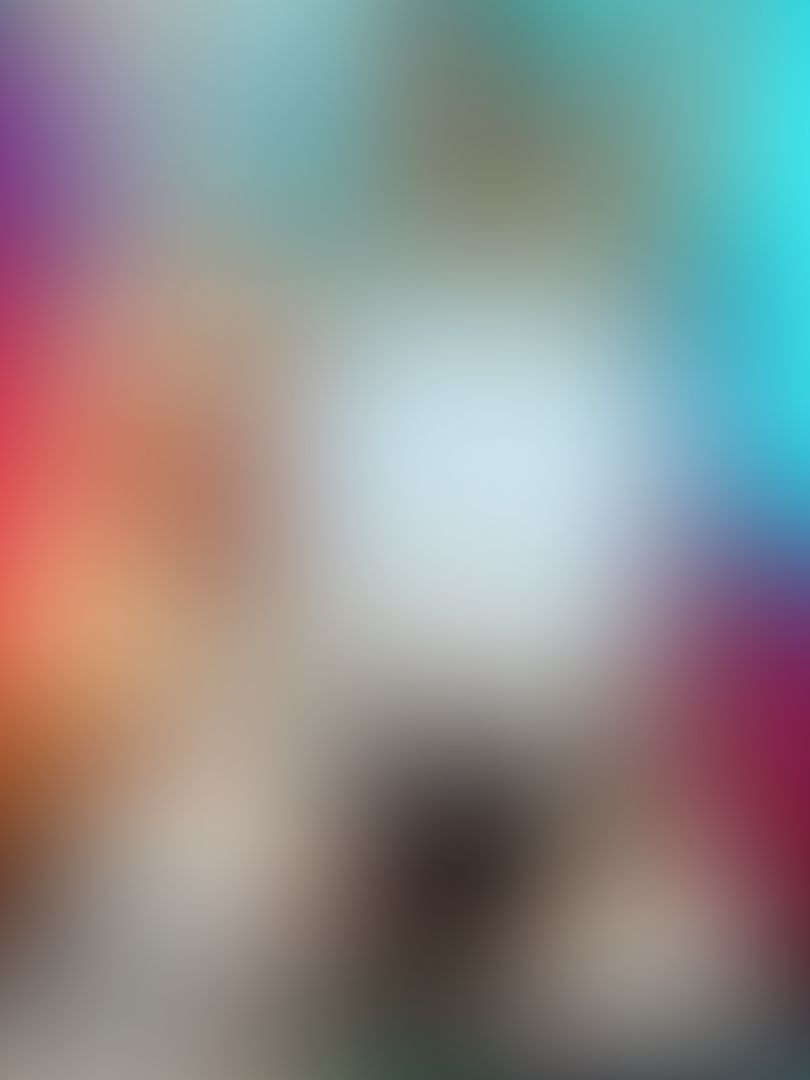 Peep my bush poking out, from when it was neon pink 💕