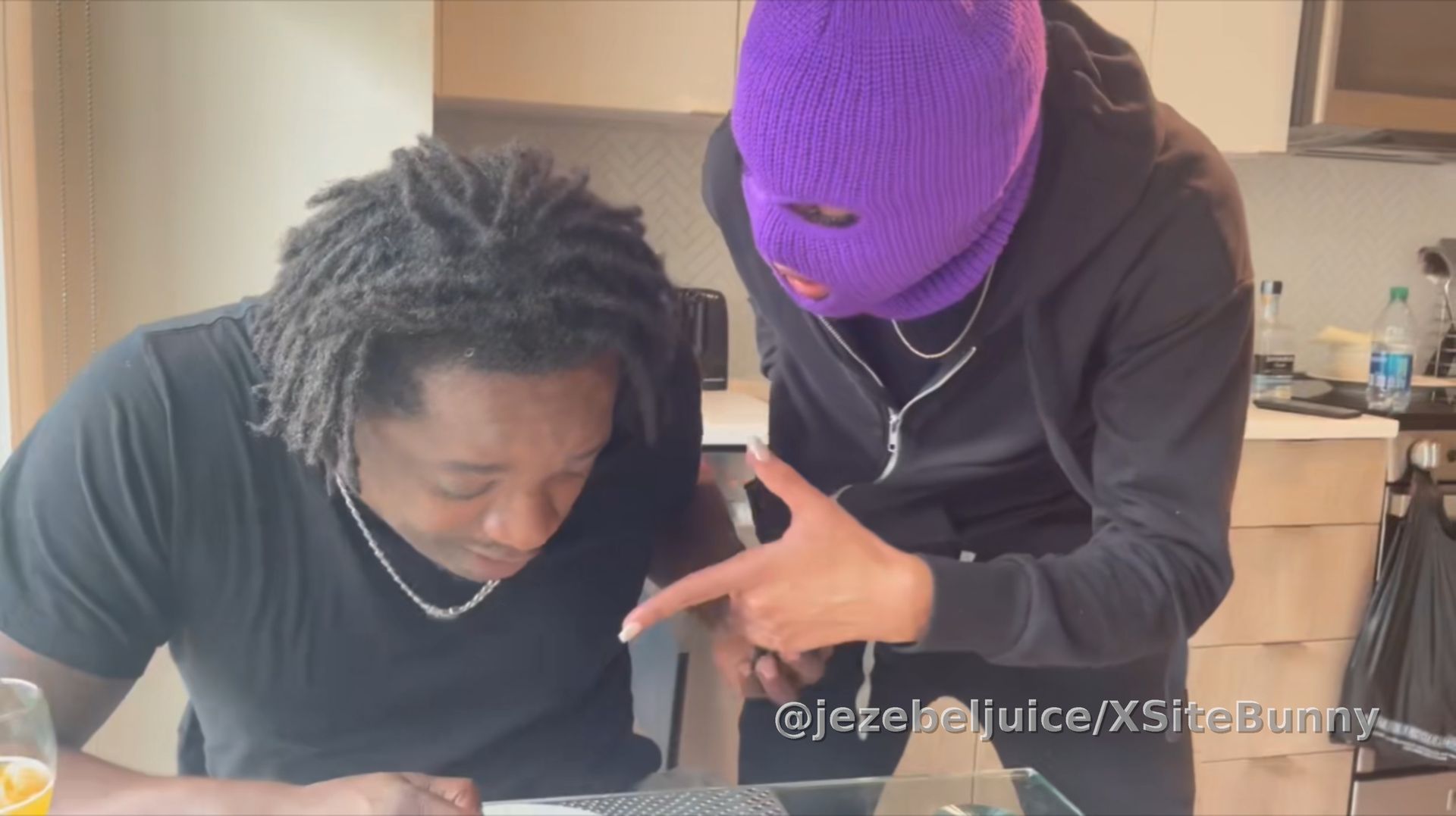 Here’s a little content dump from this past weekend in DMV! 🎥 

When I say good company, content and cash is an understatement! 💰

Ski masked Juice is back! Stay tuned 😈

