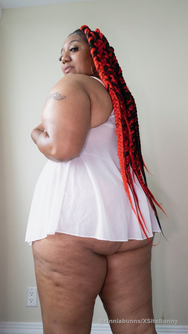 Ever wondered what my moans sound like ? Or who I’ve collab with ? Only way to find out is to subscribe here and get it 1st