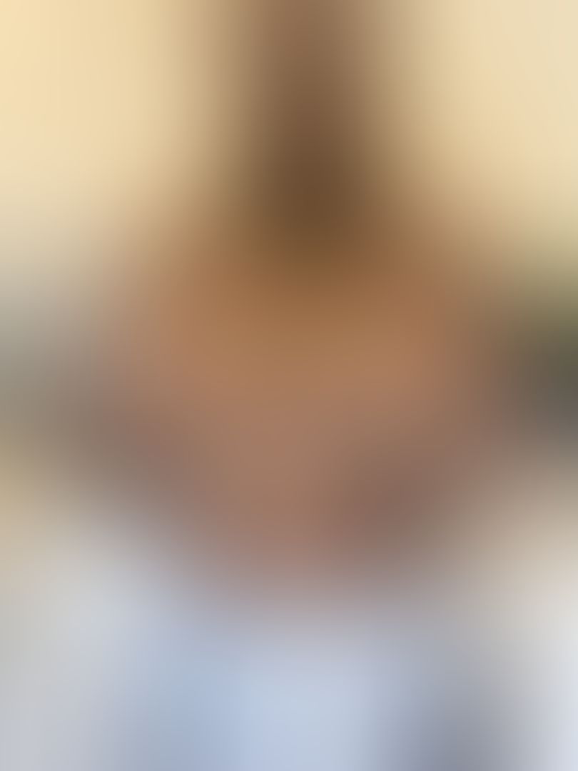 I want you to cum all over these big ass titties , let that hot creaamy nut drip off my nipple and titties like icing on a cake yum 🤤 