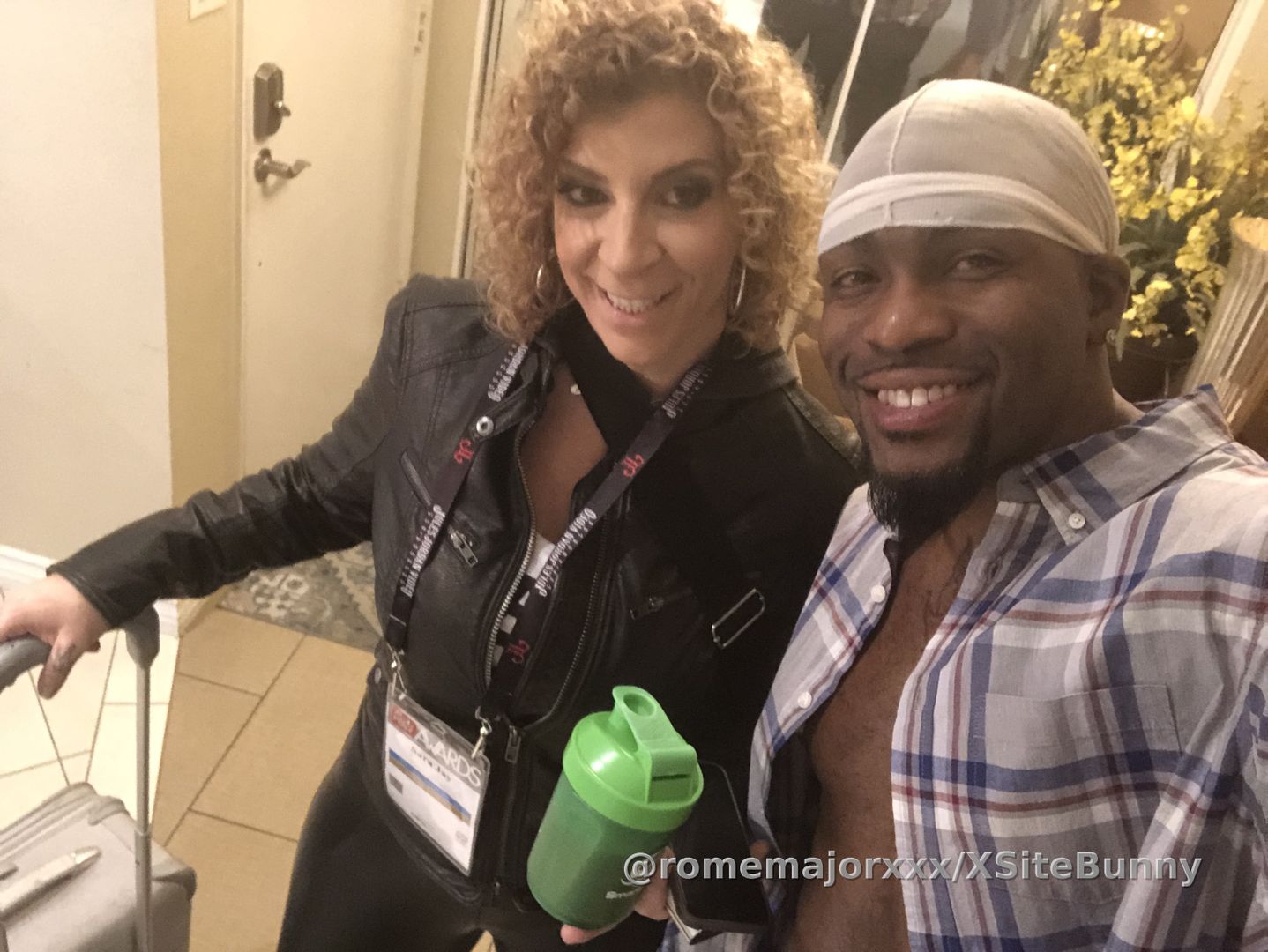 SARA JAY ABOUT TO GET THAT MAJORWORK !! WHOS NEXT