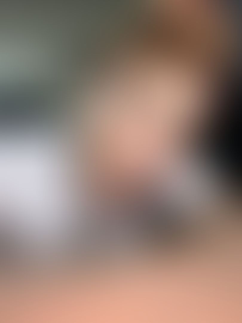 When he’s friend wants a piece of yo mouth😋