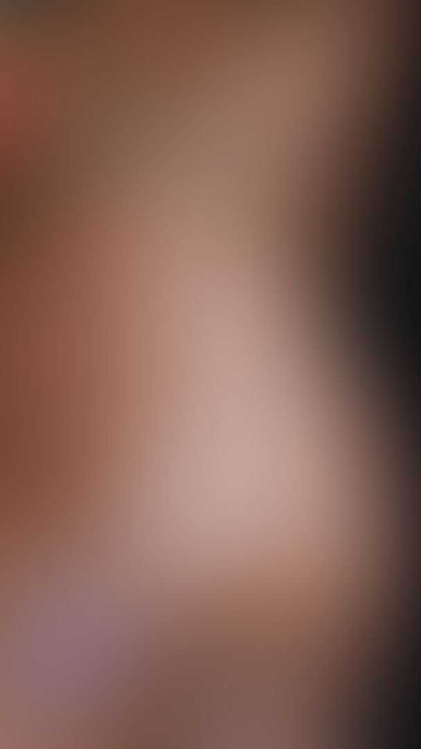 Mwahhhh. It's Thickem Thursday. 